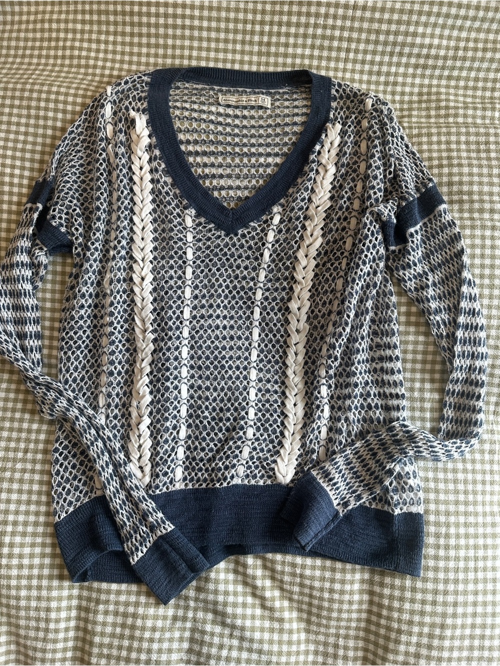 Abercrombie Navy and Cream Open-Knit V-Neck Sweater